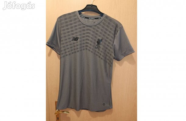 Liverpool eredeti szürke New Balance póló (M-es)