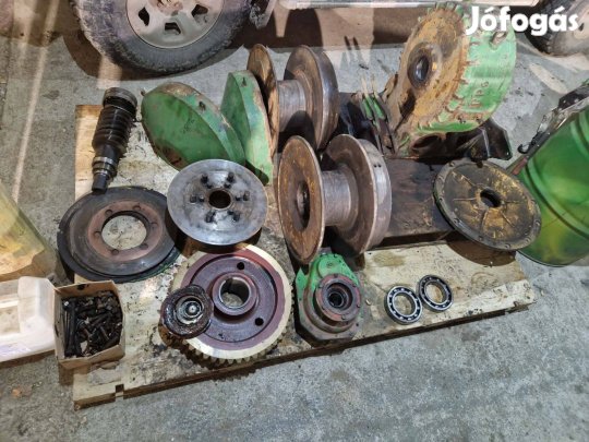 Lkt 81 Csörlő alkatrészek