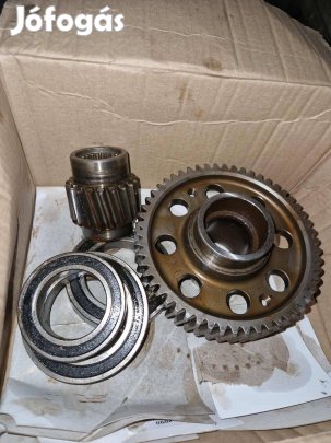 Lkt 81 Csörlő meghajtóház fogaskerék