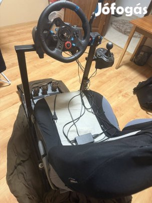 Logitech G29 kormány + pedál + váltó + kézifék + állvány