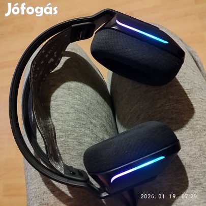 Logitech G733 Lightspeed vezeték nélküli gamer fejhallgató. 