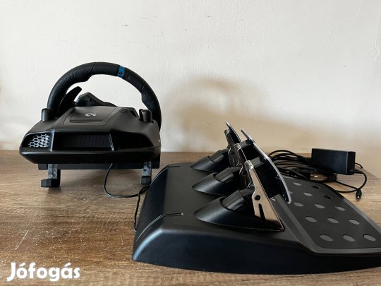 Logitech G923 Trueforce Kormány,Pedál Play Station