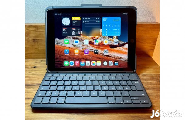 Logitech Slim Folio ipad billentyűzetes tok