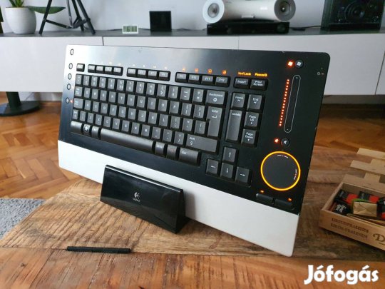 Logitech dinovo Edge - igazi ritkaság - Bluetooth billentyűzet egérrel