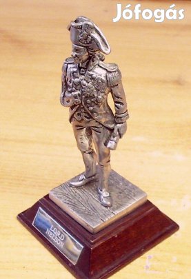 Lord Nelson, Ón kisplasztika, fa talapzaton, Angol miniatúra