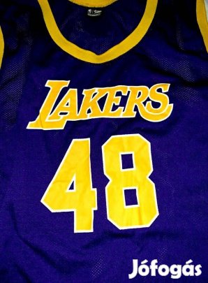 Los Angeles Lakers mez eladó