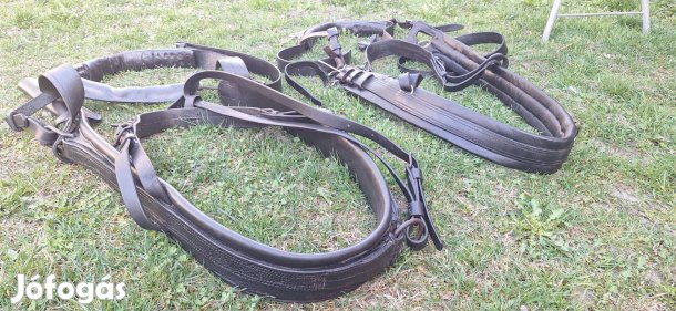 Lószerszám költözne