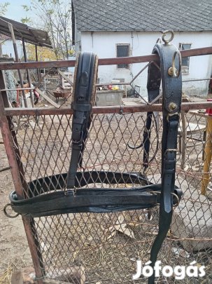 Lószerszámok. Lófelszerelés.