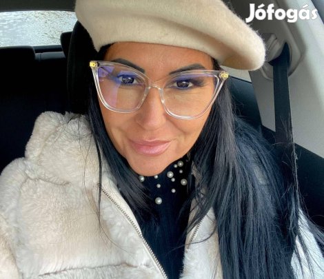 Lotti átlátszó cica fazonú divat szemüveg