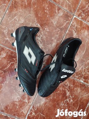 Lotto 47es focicipő