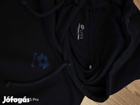 Lotto sportos pamut kapucnis férfi pulcsi