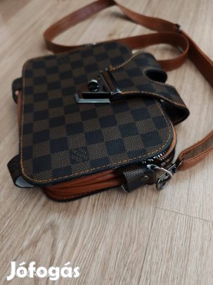 Louis Vuitton női crossbody kistáska
