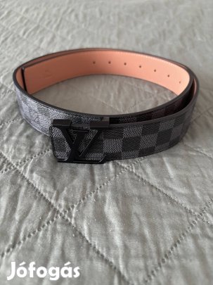 Louis Vuitton öv