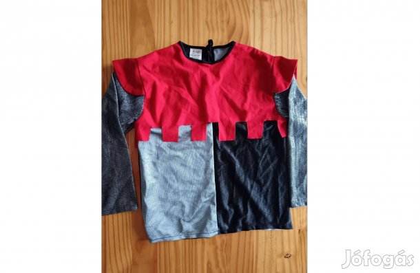 Lovag jelmez eladó (15)