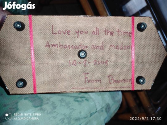 Lovas dísztárgy - dedikált