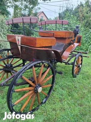 Lovas hintó eladó