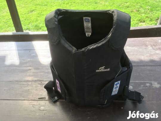 Lovas nöi védömellény eladó