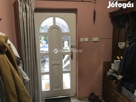Lovasberényi 124 nm-es ház eladó