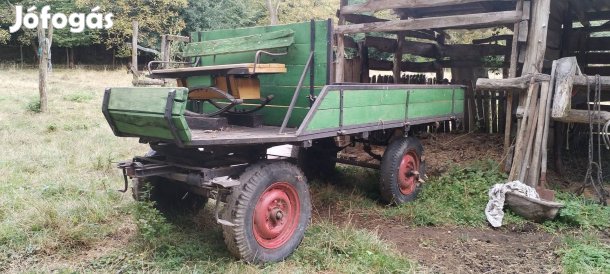 Lovaskocsi napi használatra, szüreti felvonulásra 