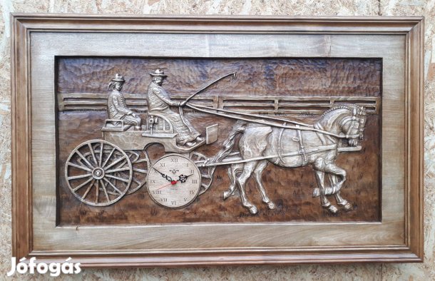 Lovasóra falióra faóra lóóra ajándéktárgyak lovasoknak lovastermékek
