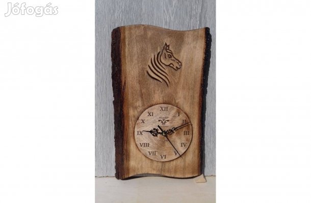 Lovasóra lóóra fafaragás faóra falióra ajándéktárgyak lovastermékek lo