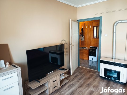 Lovászi eladó tégla társasházi lakás