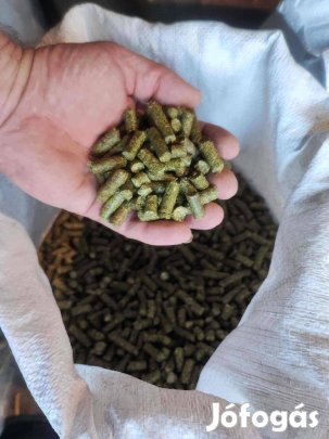 Lucerna pellet eladó!