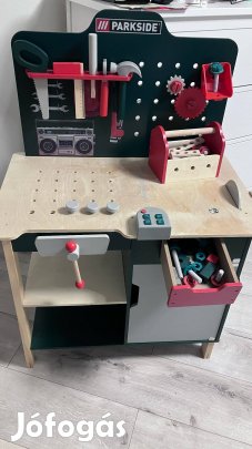 Lupilu / Playtive Parkside fa játék munkapad, 74 részes szerelőasztal