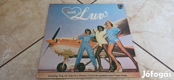Luv bakelit hanglemez