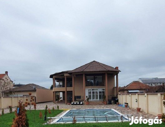 Luxus ingatlan eladó