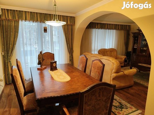 Luxus téglalakás a belváros szívében!