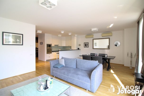 Luxus üvegkastély kiadó a Lánchídnál