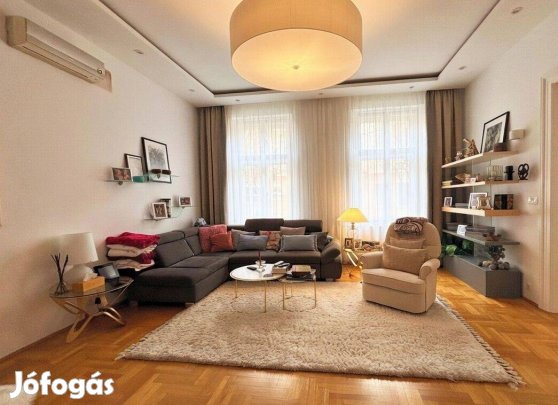 Luxusvilla privát wellness-szel Debrecen belvárosában