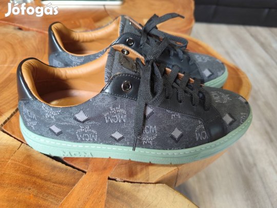 MCM női edző cipő 
