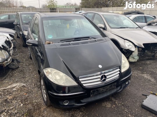 MERCEDES A W169 200 BENZIN BAL K, MANUAL eladó
