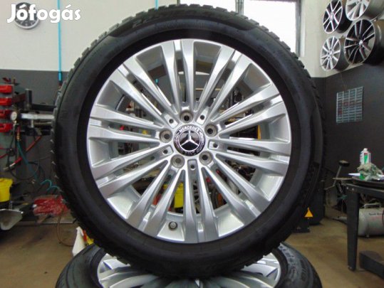 MERCEDES-BENZ C-OSZTÁLY (2021-) Gumi és felni egyben