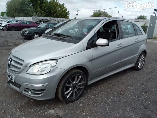 MERCEDES B W245 150 MODI JOBB K, MANUAL eladó