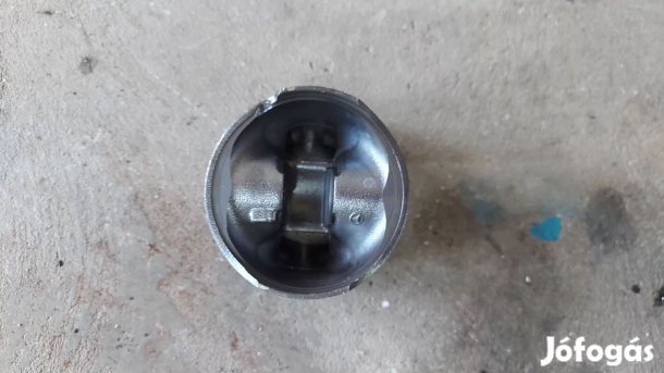 MERCEDES Benz SPRINTER 00 2.2 Dugattyú hajtókar hajtórúd csapszeg 6746