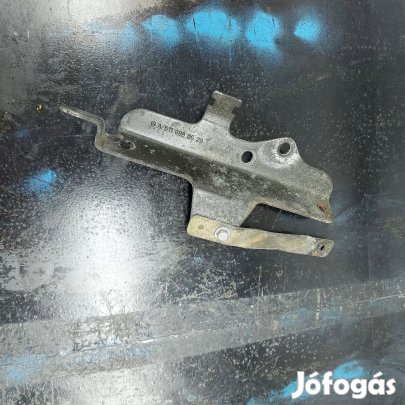 MERCEDES Benz SPRINTER 00- Motor bal oldalán fém tartó konzol bak 1706
