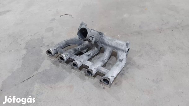 MERCEDES Benz SPRINTER 95- 2.9 Hengerfej szívócsonk szívósor 7216