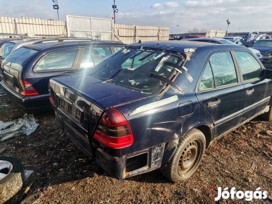 MERCEDES C W202 220 CDI BAL K eladó