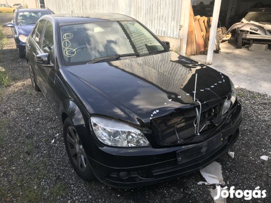 MERCEDES C W204 200 CDI JOBB K, MANUAL eladó