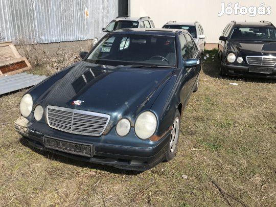 MERCEDES E W210 220 CDI BAL K, AUTOM eladó