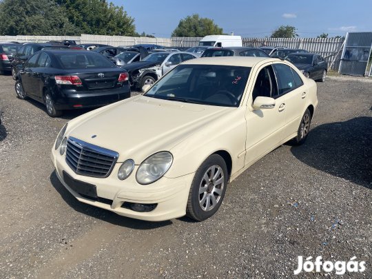MERCEDES E W211 200 CDI BAL K, AUTOM eladó