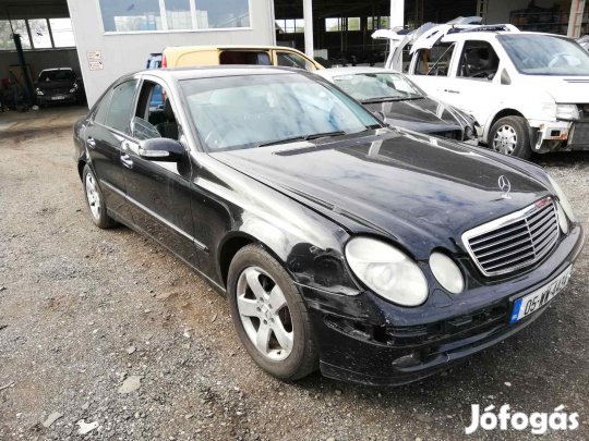 MERCEDES E W211 200 KOMPRESSOR JOBB K, A eladó