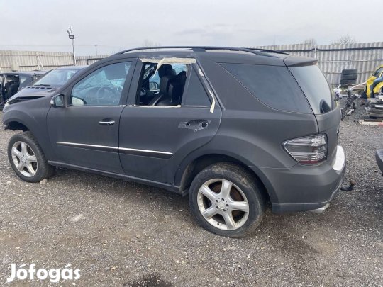 MERCEDES ML W164 320 CDI BAL K, AUTOM eladó