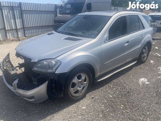 MERCEDES ML W164 350 BENZIN BAL K, AUTOM eladó
