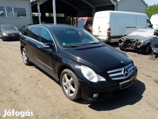MERCEDES R W251 320 CDI 4MATIC BAL K, AU eladó