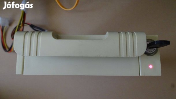 MFM csatolós mobil rack ritka gyüjtői darab