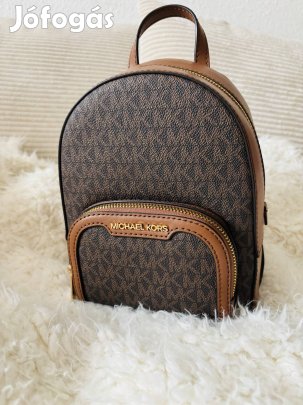 MK Extra kis méretű, jellegzetes logómintás Jaycee hátitáska